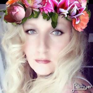 Meet your Posher, Corrie